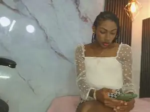 Cam4 Watch Live Sex Cams of AitanaAdhams
