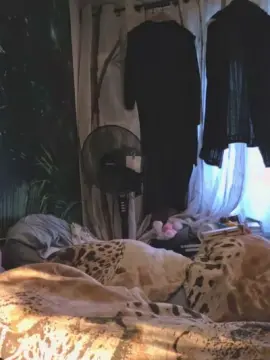 Cam4 Live Sex Cam of Monique2904