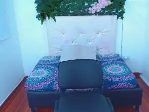 Cam4 Live Sex Cam of samy_valentina