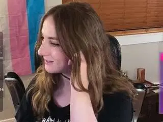 Camsoda Nude Webcam of luluvaladon