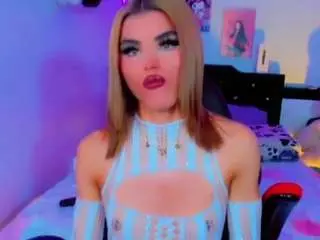 Camsoda Adult Video Chat of chloe-hot-xxx