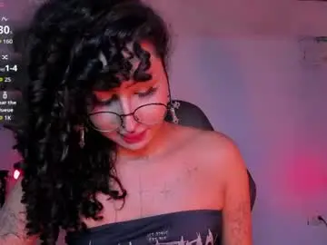 Chaturbate Sex Cam of heka_prudence