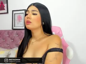 Chaturbate Live Sex of ashliekitty_011