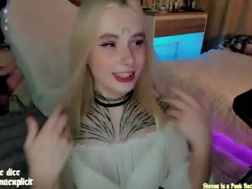 Chaturbate Sex Chat of snake_bites