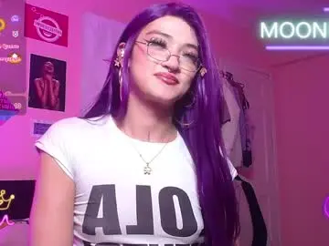 Chaturbate Best live sex cam show of moonfiredance