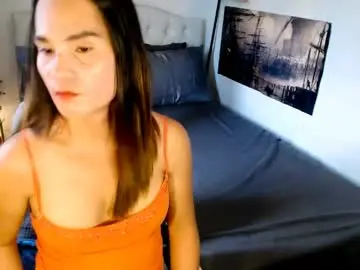 Chaturbate Live Sex Cam of xqueenyasiandomcumx