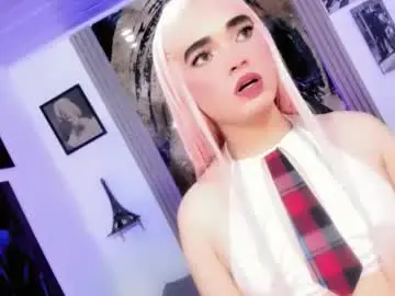 Chaturbate Live Sex Cam of isabella_vogue