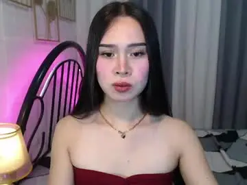 Chaturbate Free Porn Cam of hoelymolly