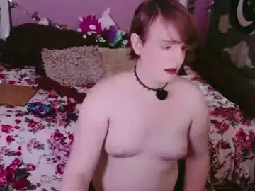 Chaturbate Nude Webcam of maddy_cat