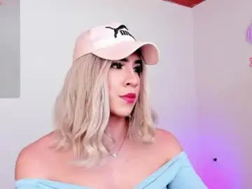 Chaturbate Best Webcam of alonehazel