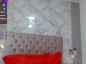 Chaturbate Sex Cam of mia_hiills