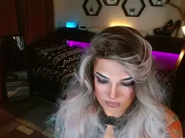 Chaturbate Best live sex cam show of your1truequeen