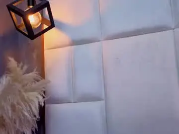 Chaturbate Live Sex Cam of aranza_jones
