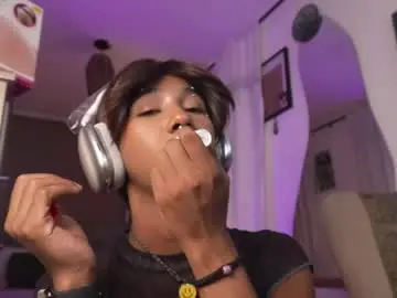 Chaturbate Free Porn Cam of wayuu_goddess