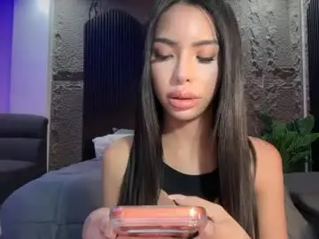 Chaturbate Live Sex Cam of asianhugecockcindy