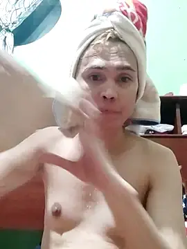 Stripchat Adult Webcam of QueenSoreal