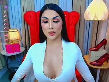 Stripchat Free Live Porn of Laureen_Hilton