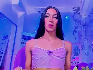 Stripchat Free Porn Cam of Isabella_stanford2