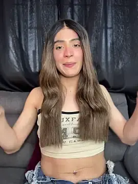 Stripchat Live Sex Cam of Lottus_fire