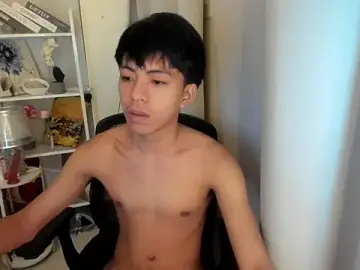 Stripchat Nude Webcam of davincihugecock