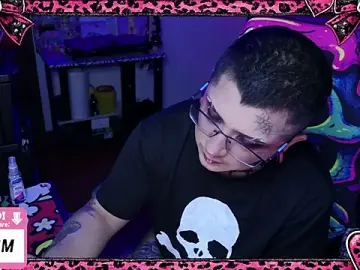 Stripchat Adult Webcam of masterkevinftm