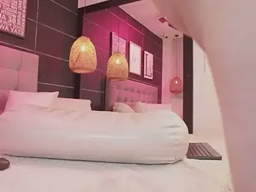 Stripchat Free Live Porn of BellaLatinaTS