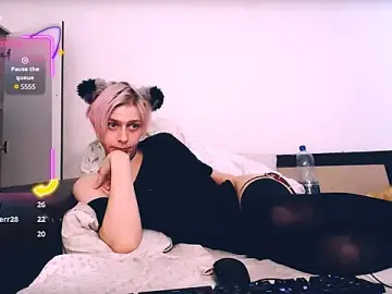 Stripchat Free Porn Cam of Littlepinkcat