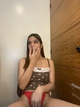 Stripchat Free Live Porn of hugecock_cali