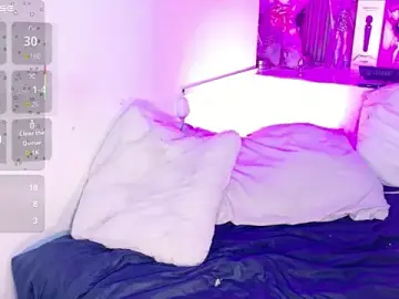 Stripchat Free Porn Cam of Lisa_sparkleee