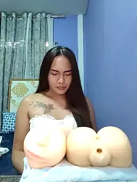 Stripchat Free Porn Cam of lady_kim_boner