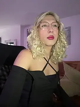Stripchat Best Webcam of conny_latina